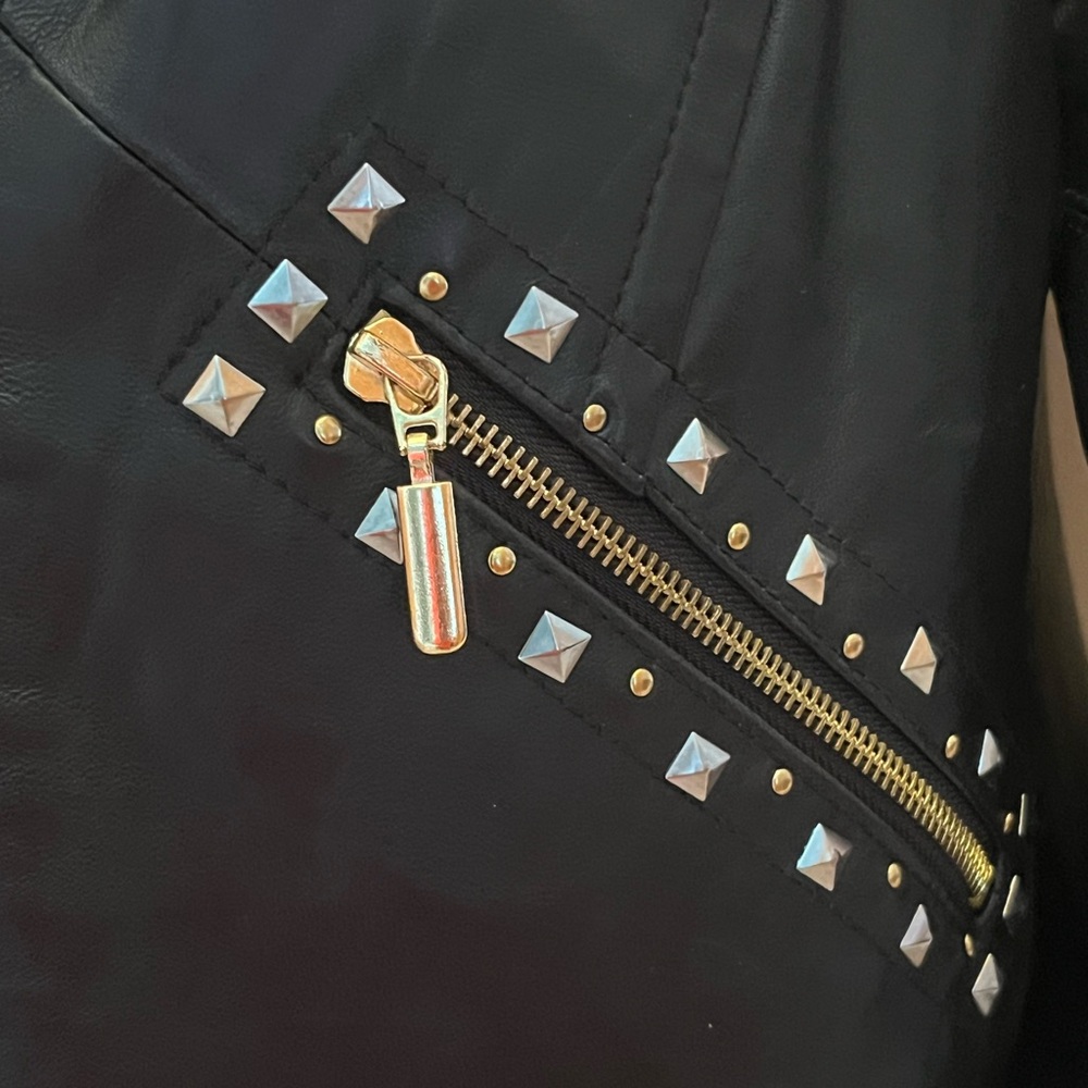#178 NWOT, Original by Sharif Black Studded Leather Jacket. Size 1X - Picture 5 of 14